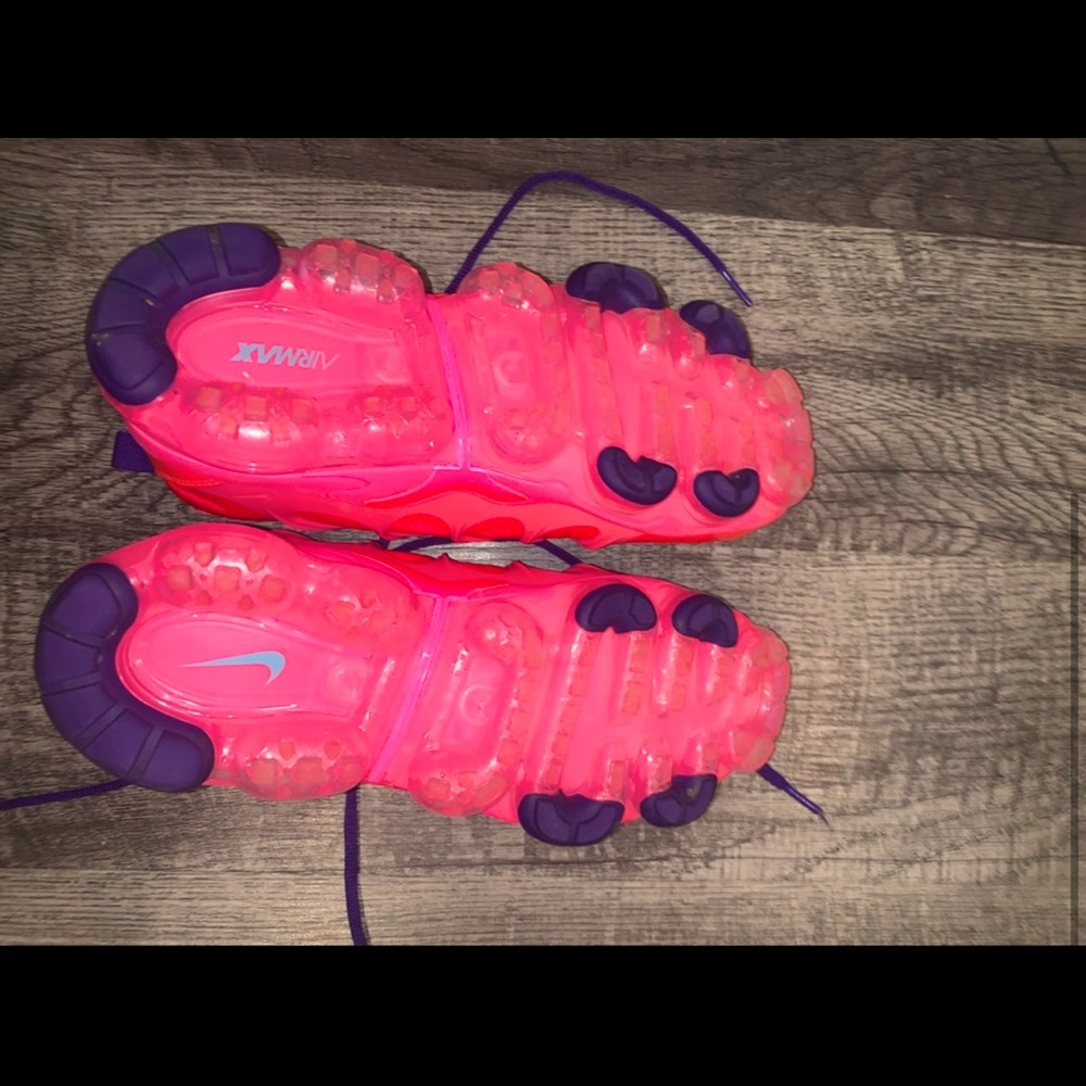 Women air vapor max plus neon red